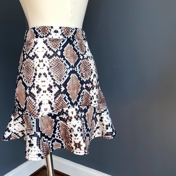High waisted snake print mini skirt - Picture 5 of 7